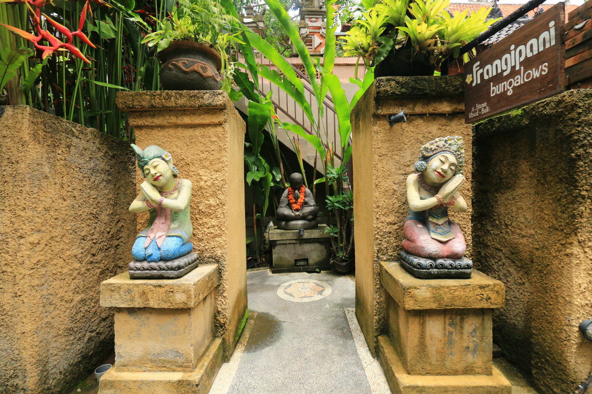 Frangipani Bungalow Ubud Zewnętrze zdjęcie